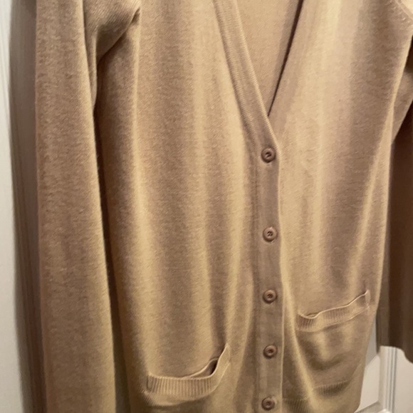 XXI cardigan button sweater , size med - Picture 4 of 7